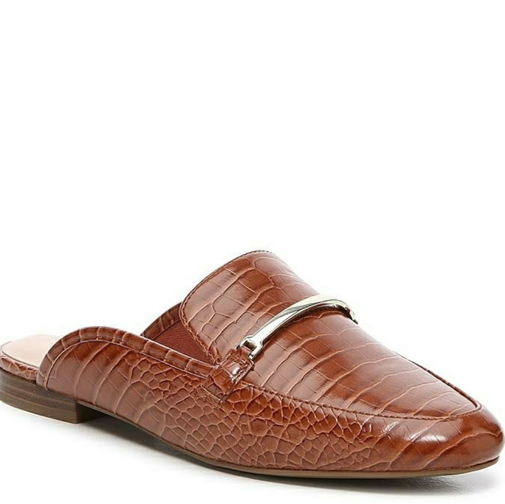 Kelly & Katie Oana Mule